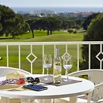 Four Seasons 4*