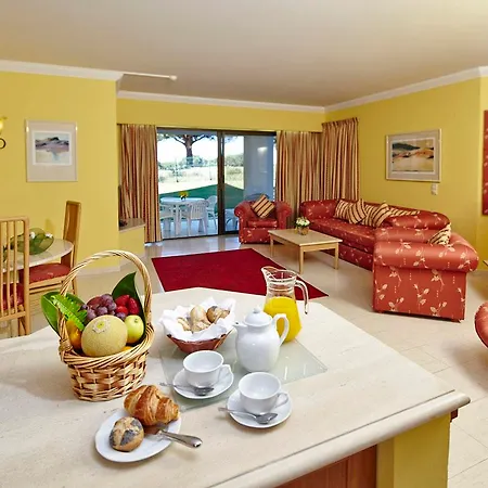 Four Seasons 4*