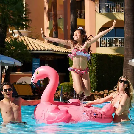 フォー シーズンズ 4*