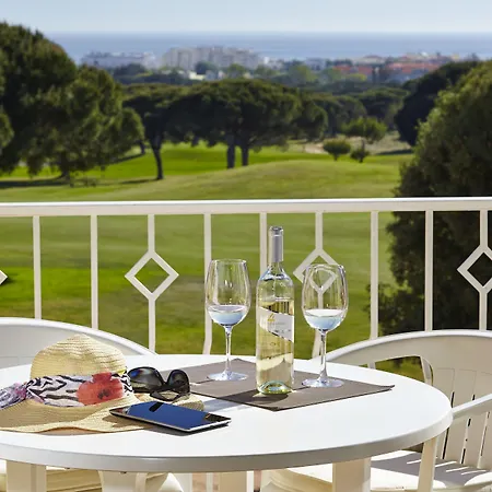Four Seasons 4*