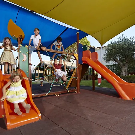 フォー シーズンズ 4*