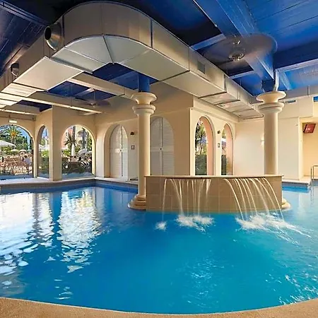 Four Seasons 4*