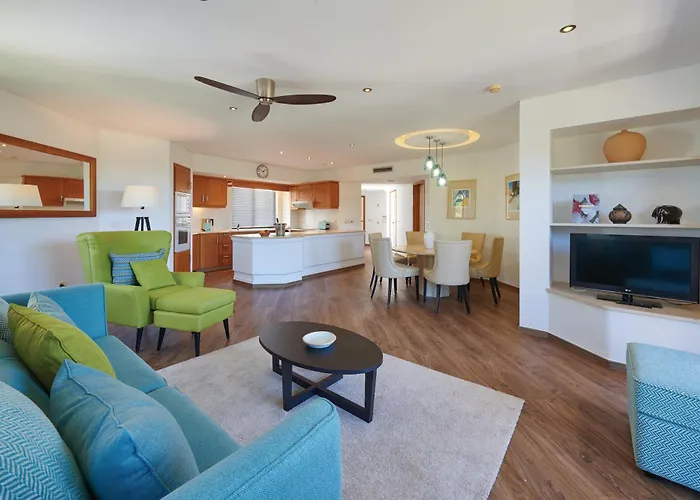 Four Seasons 4* Βιλαμούρα