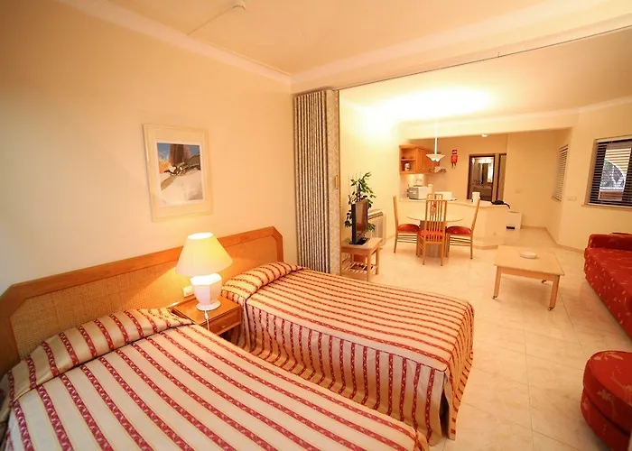 Four Seasons 4* Βιλαμούρα