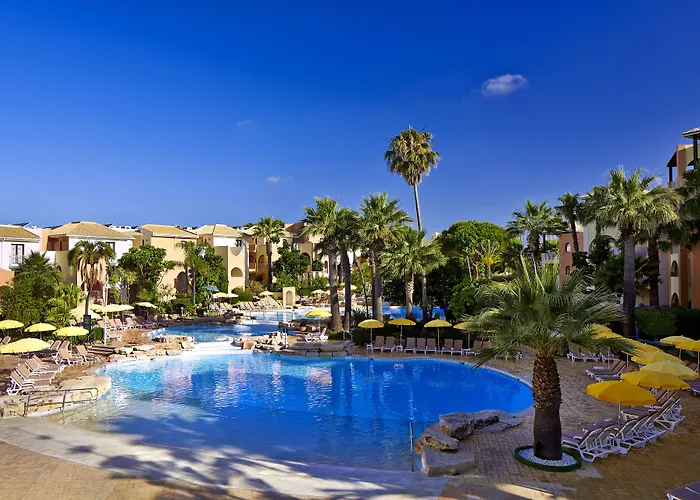 Four Seasons Θέρετρο