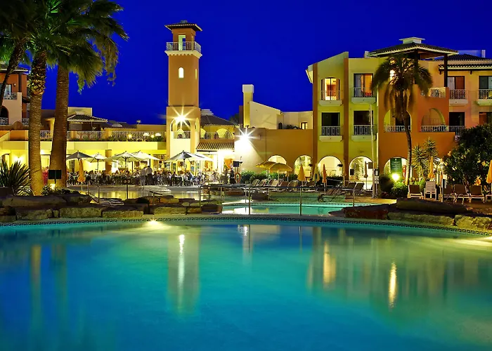 Four Seasons منتجع فيلامورا