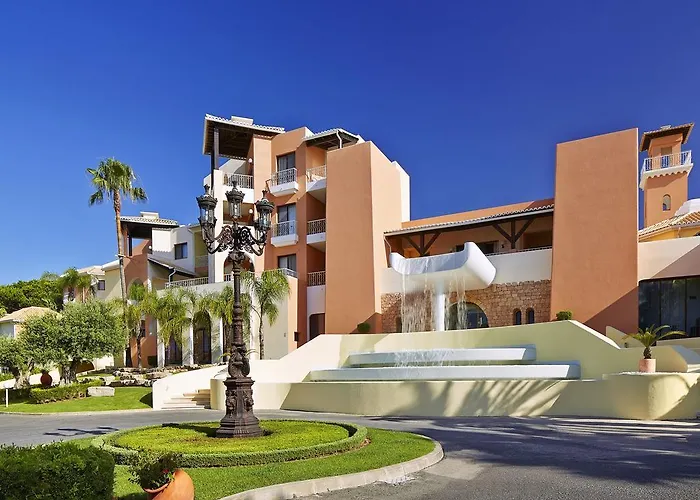 Four Seasons 4* Βιλαμούρα