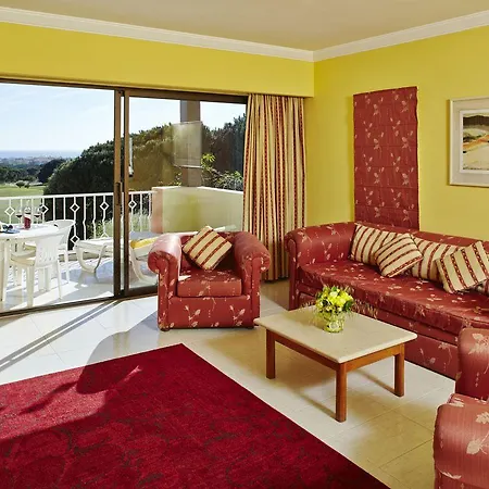 Four Seasons 4*