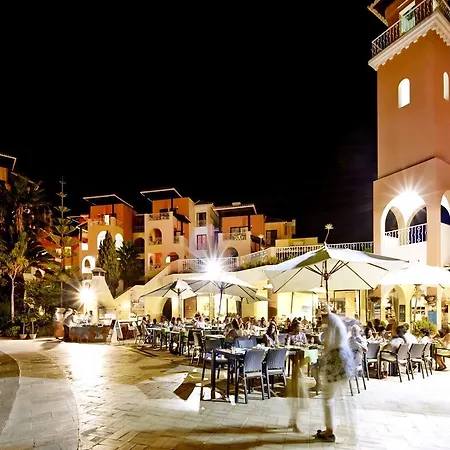 Four Seasons Üdülőközpont 4*