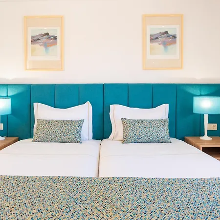 Four Seasons Resort 4*