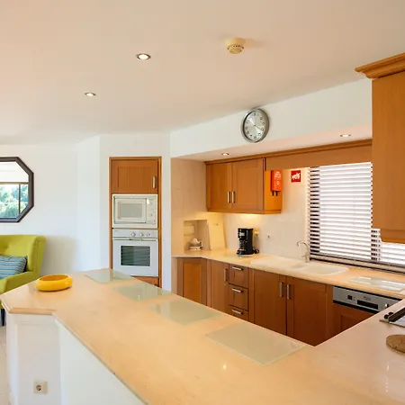 Four Seasons Resort 4*